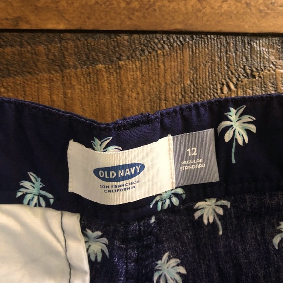 Kids Old Navy Shorts - Picture 8 of 9